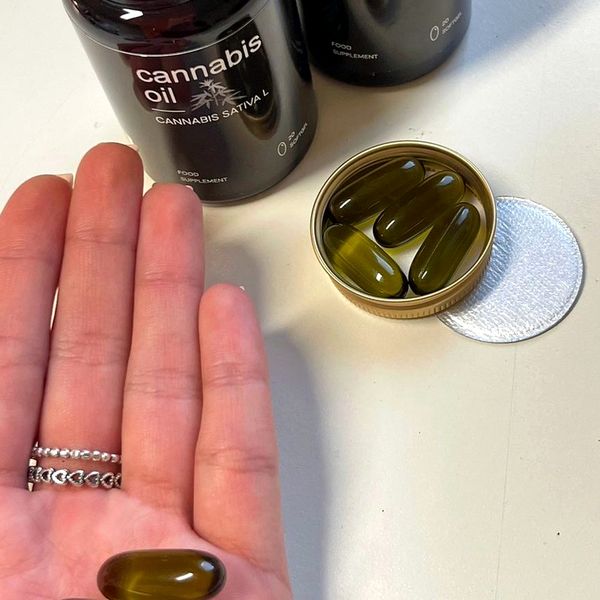 Cannabis Oil — 1 barattolo